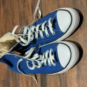 blue converse